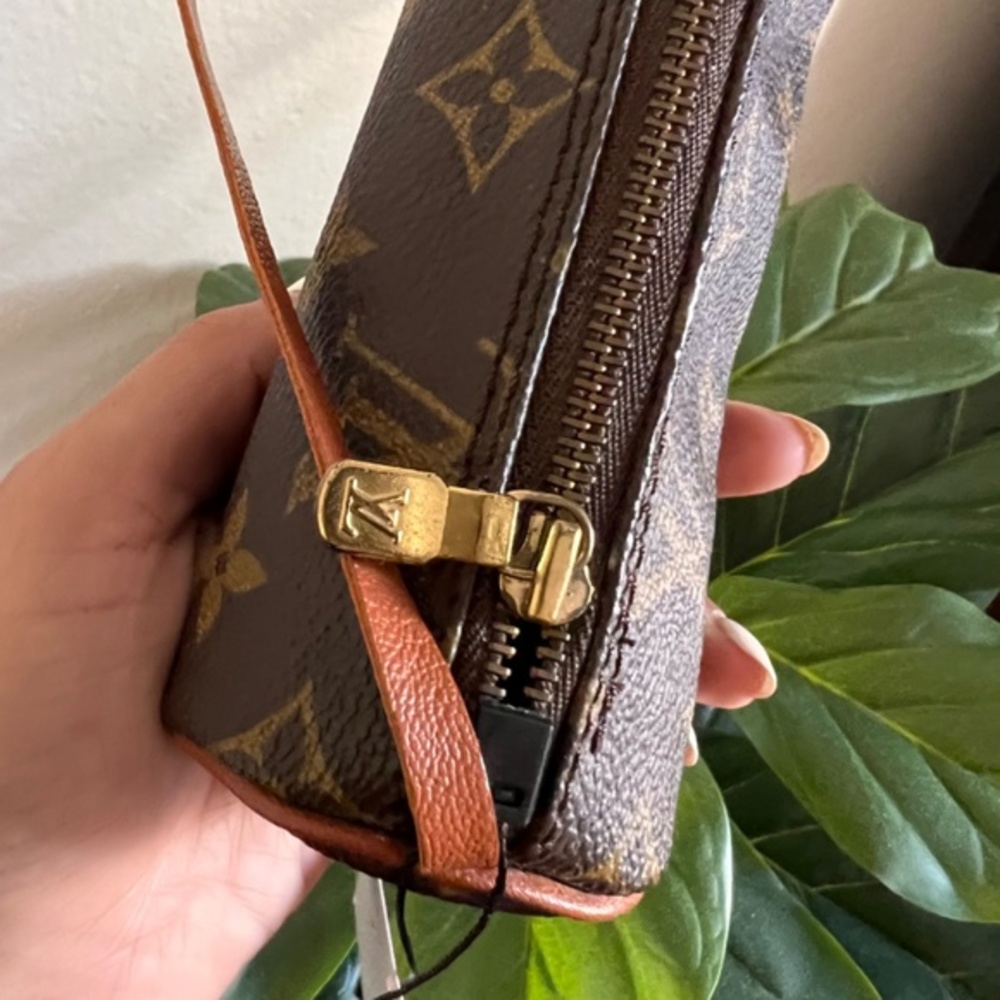 Authentic LOUIS VUITTON Monogram Mini Papillon Pouch Bag - Picture 3 of 8